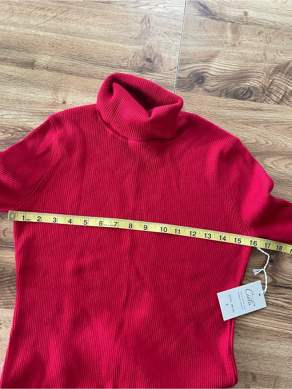 Cielo Red Ribbed Turtleneck Sweater - Picture 6 of 7